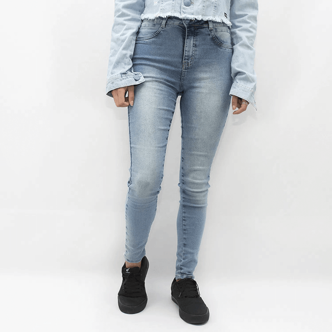 Calca-feminina-manchada-pala-arredondada-skinny-jeans-anjuss-