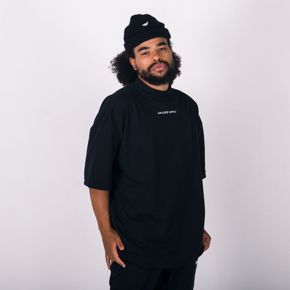 Camiseta anjuss supply Preto P
